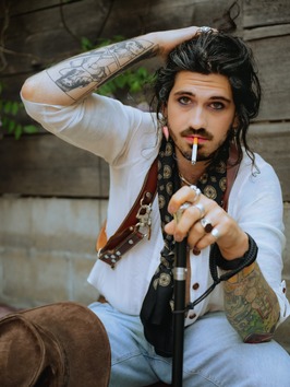 manicpixiedreamqueer