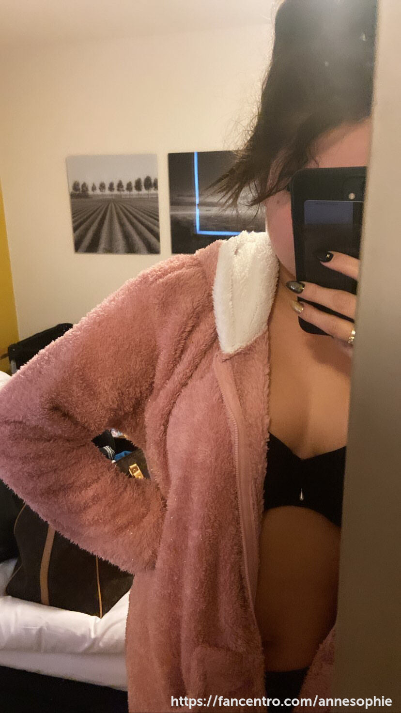 I’m back ❤️ 1