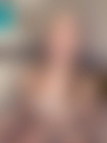 Where should the cumshot go ?🤤 - post hidden image