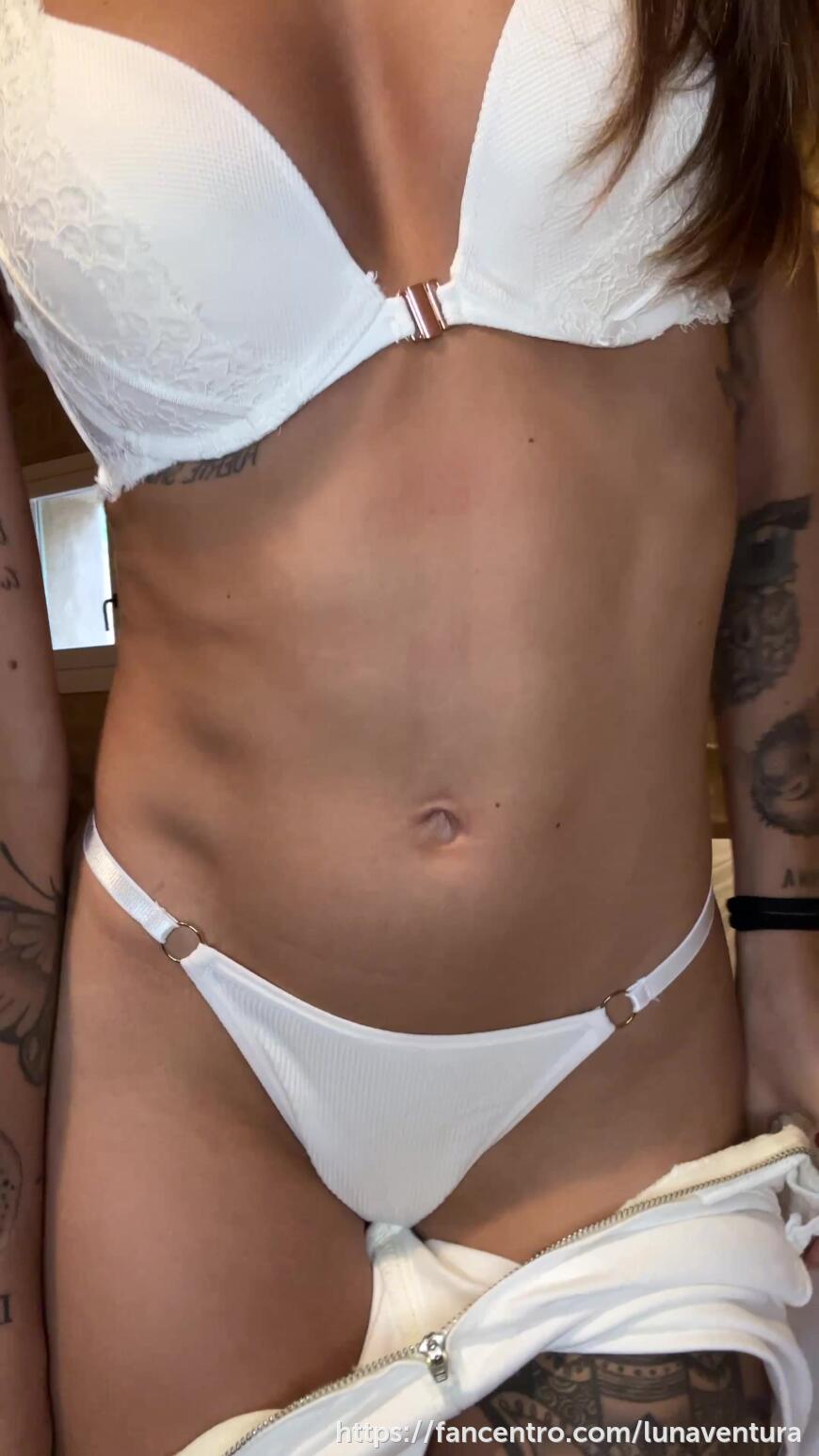 Cariño, instead of playing hard to get... can I make you hard? 🔞 1foreground
