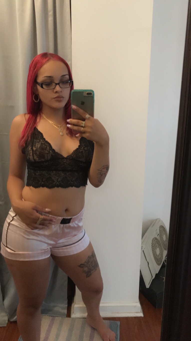 Sasha Pink Pictures and Videos & similar of @hoeslovepinky fancentro  profile - EroThots