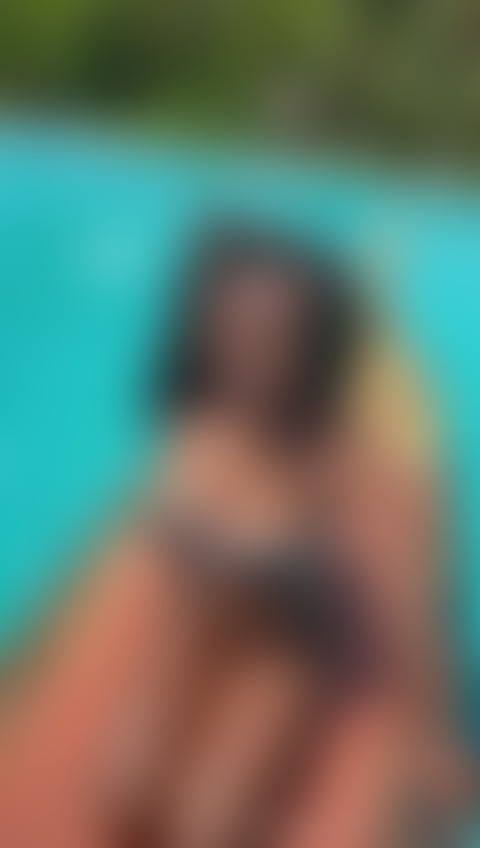 Sunbath🌺🥵 - post hidden image