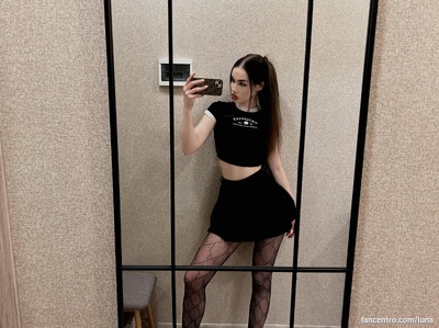 Mijn slanke figuur plagt, durf je me te proeven? 💦😈