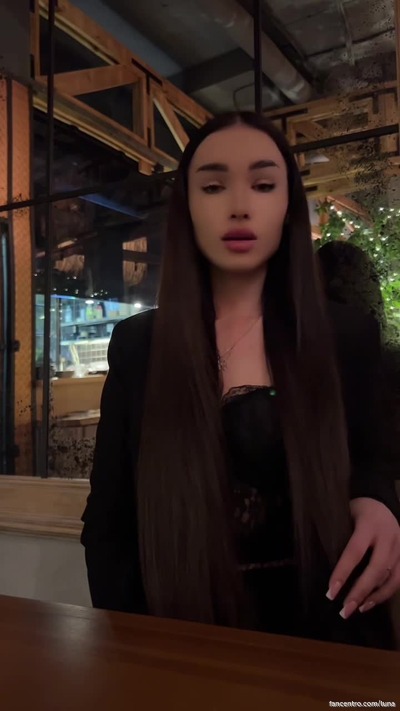 Wil je mijn kleine figuur verkennen? Ik wacht op je. 💦🥵