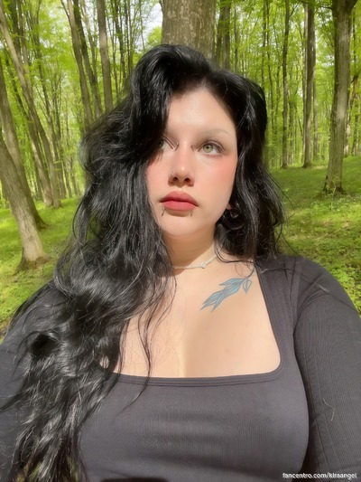 Enter my world of passion 😘 – new exclusive content is ready for you; explore itBehind the scenes magic ✨ – private moments and exclusive content await you; join in