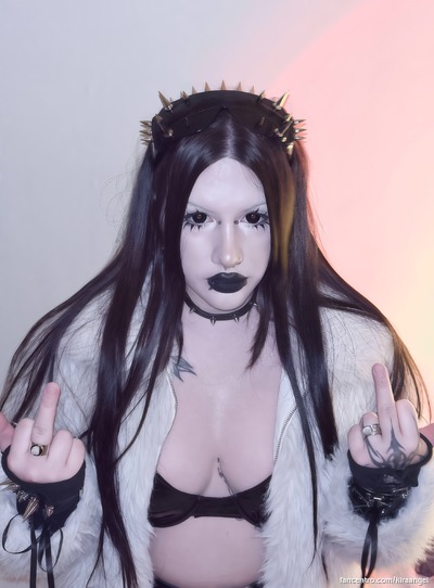 Step into my secret realm 😘 – fresh, intimate content live now; join the journey