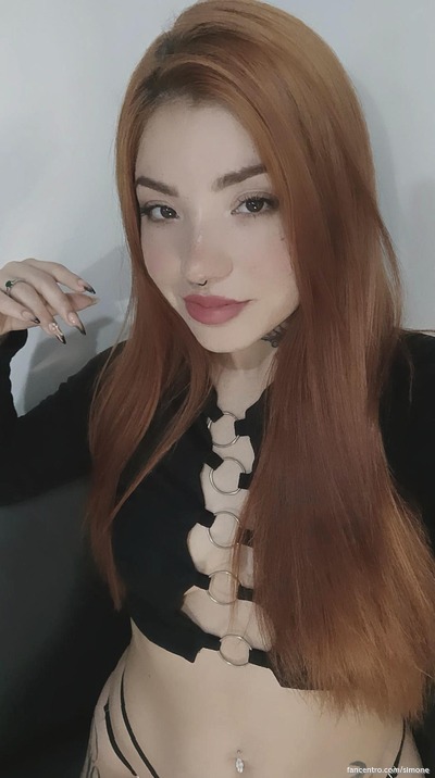 Want a taste of me? 💋🌟