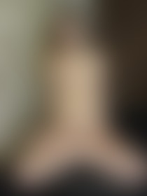 Frequently asked question: can I sit in the lotus pose? Yes, here is the proof. Good position for self-caresses my feet 👣😏 - post hidden image