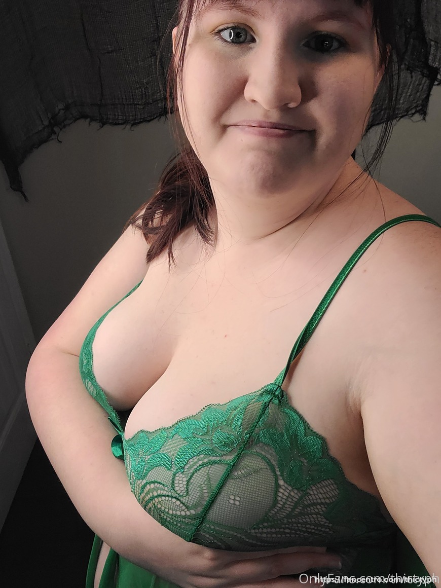 Love this green set 1