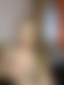 I start with a tease, the rest is up to you 😏 - post hidden image
