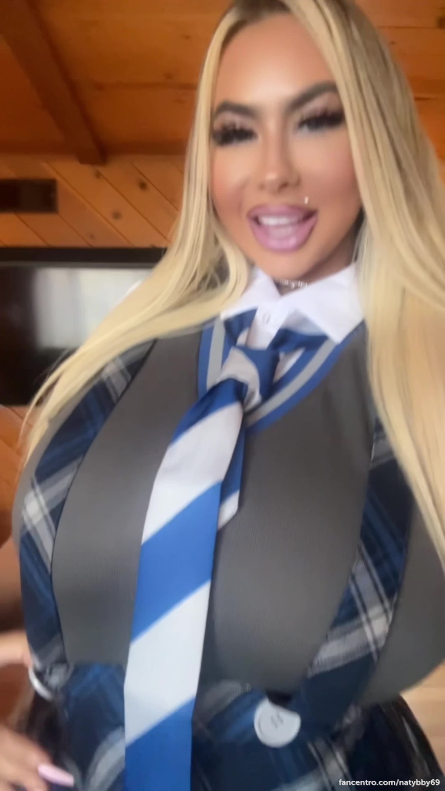 Moaning Myrtle has been found 🥵 1foreground