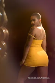 TiaraMace Pictures and Videos & similar of @tiaramace fancentro ...