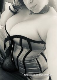 Cryhowdyvix Pictures and Videos & similar of @cryhowdyvix ...