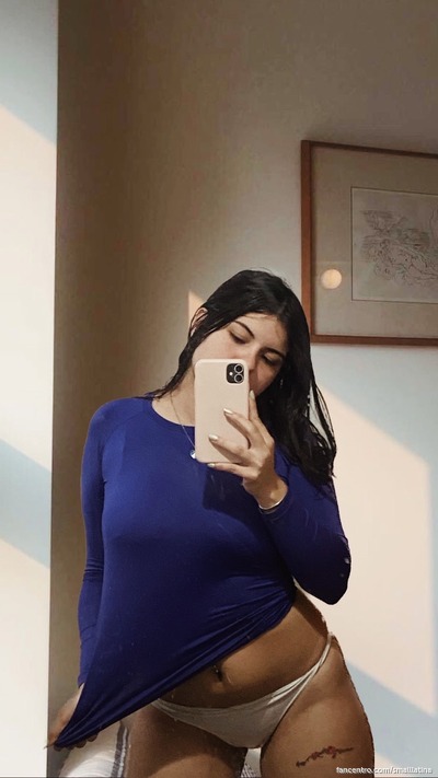 Ik ben thuis altijd zonder kleren