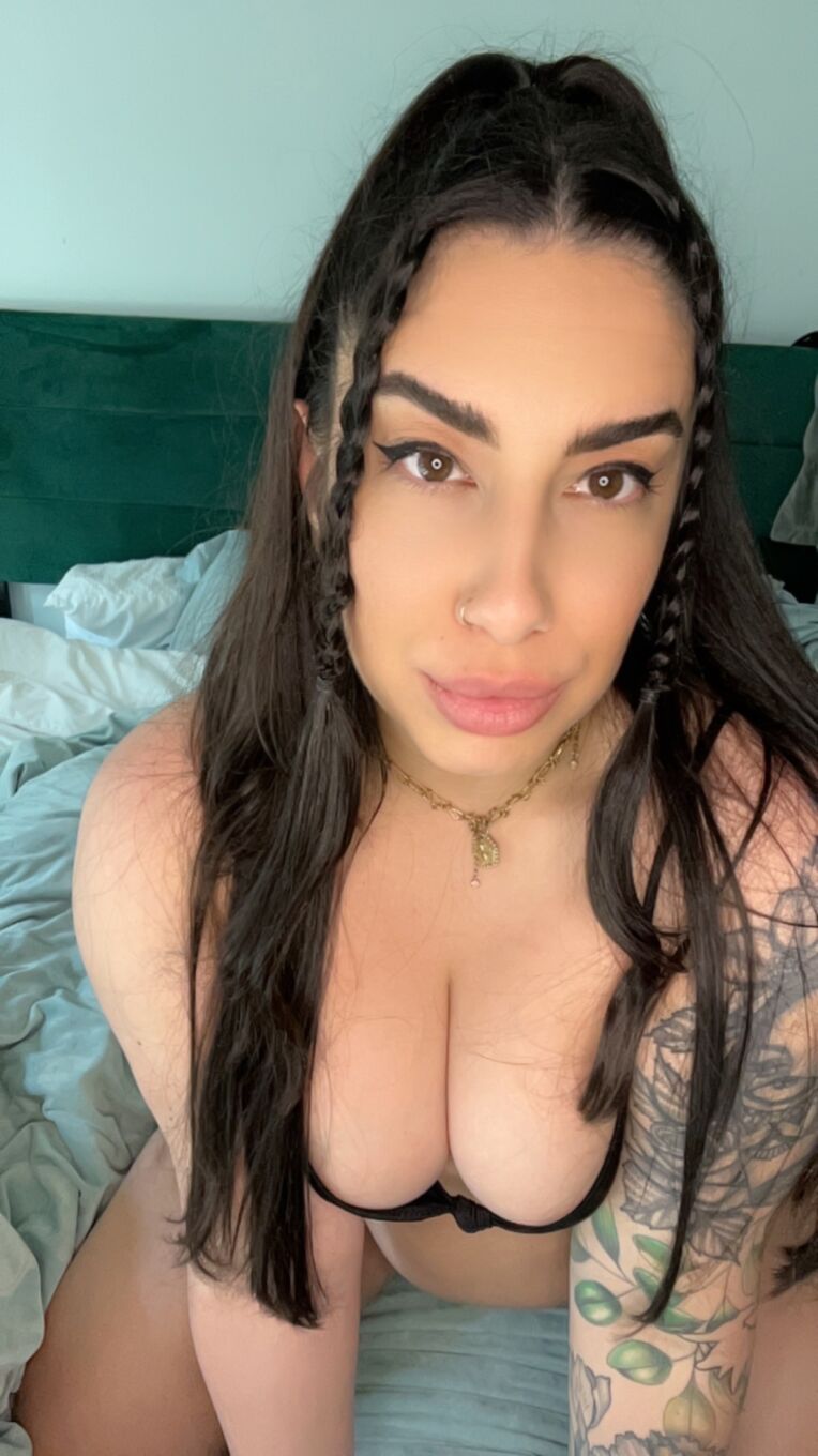 Brooke Paige - Private Stories, exclusive videos, private messaging -  Fancentro