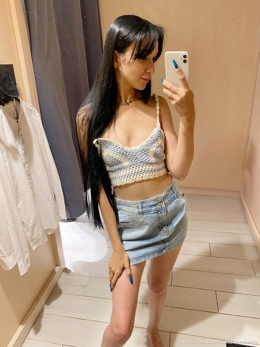 If you masturbate in the fitting room, you're sure to enjoy your shopping experience even more 🤭🛍️