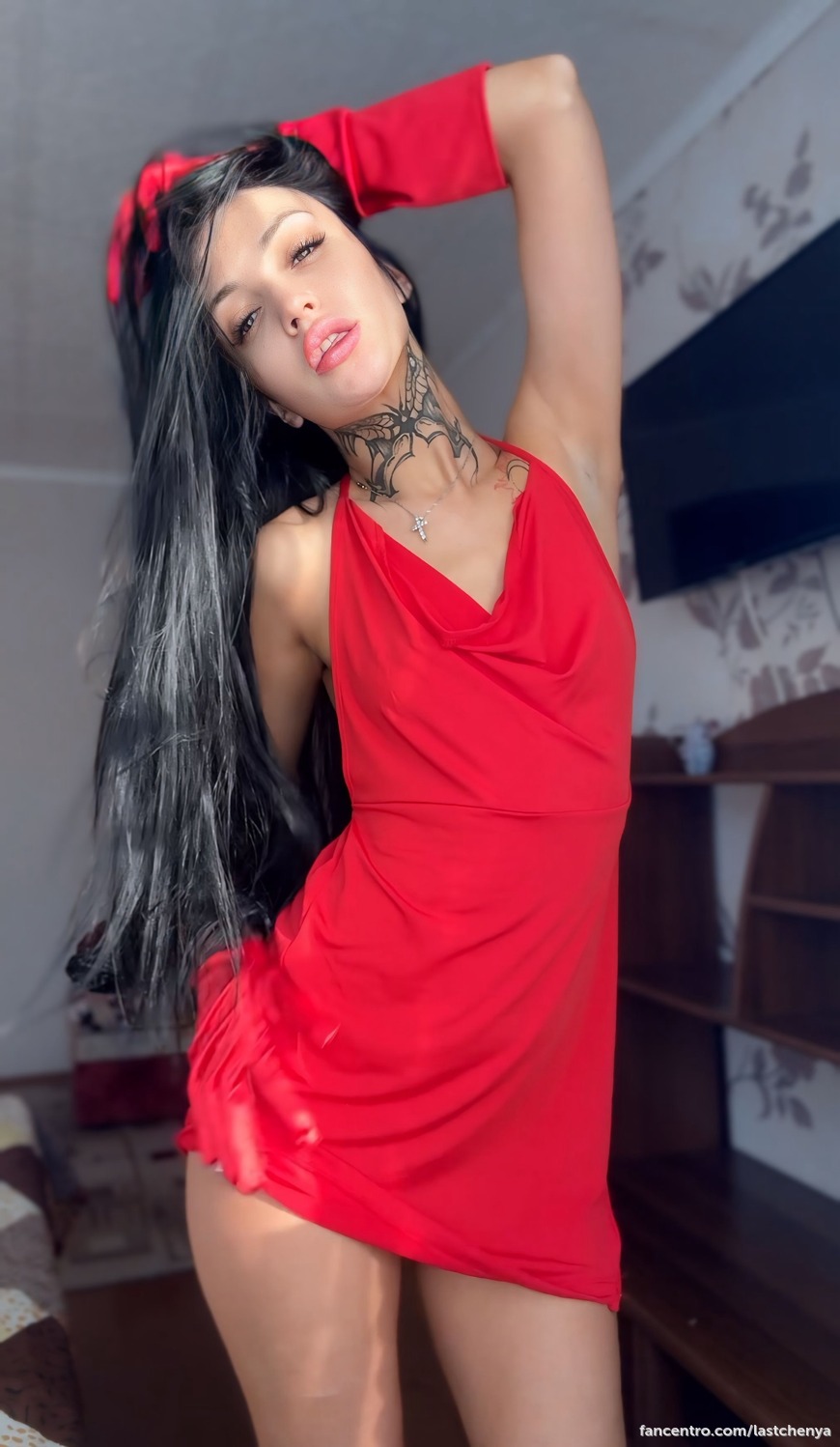 Good morning 🥰 Check out my new dress ☺️ do you like it? 1foreground