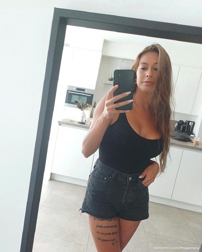 Hou je meer van borsten of billen?? Tell me! 😈