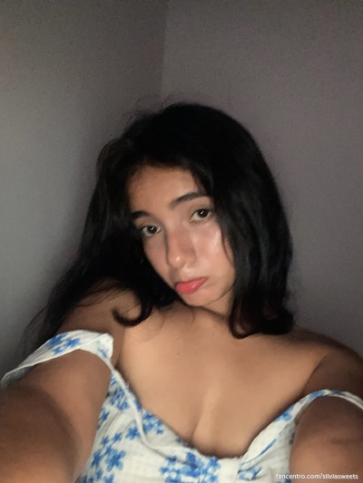 My perky tits are begging for your touch, come play. 🍒💦
