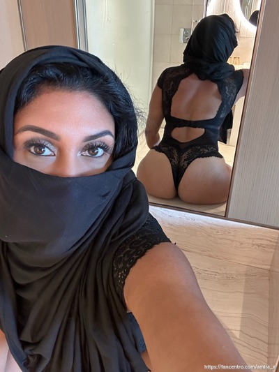 Under this hijab is a girl with some very naughty secrets... 😈