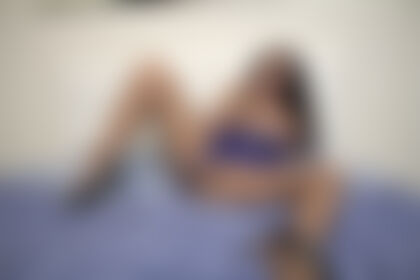 Letting my fingers do the talking.. - post hidden image