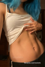 violishh Pictures and Videos & similar of @violishh fancentro ...
