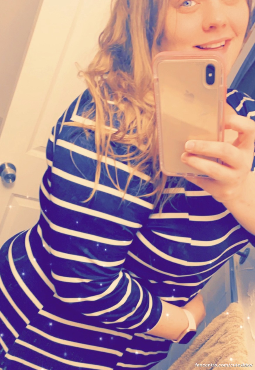 ;) Cutie with the booty - post image
