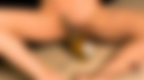 Sessions squirted with a bottle - post hidden image