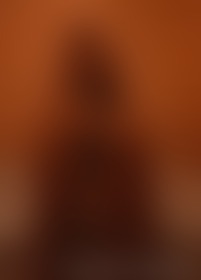 Peachy 🍒 - post hidden image
