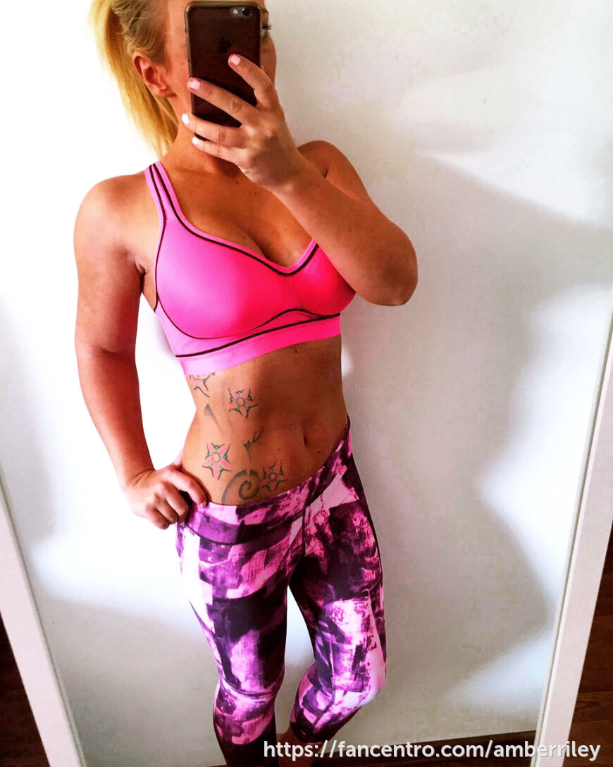 Would you smash in the gym? 
https://fancentro.com/amberriley 1