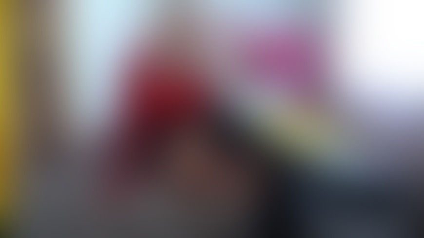 Kiss me - post hidden image