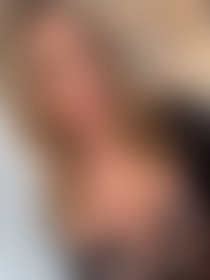 💋 - post hidden image