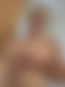 Truckerstop douche foto's 😈 - post hidden image