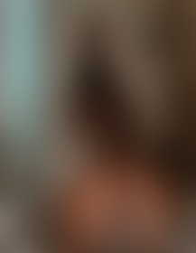 I'm waiting for you in my bathroom - post hidden image