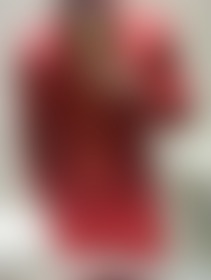 Red😊 - post hidden image