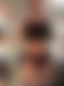 Wil je lekker van mijn tieten genieten? -> 🥵 - post hidden image