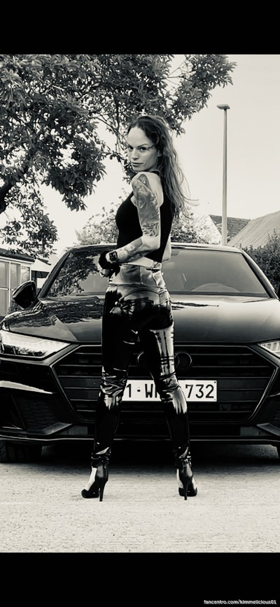 Mijn lange haar zweept je terwijl ik wild word, join me. 💦😘