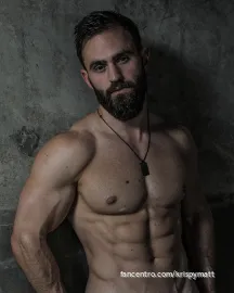 krispymatt Pictures and Videos & similar of @krispymatt fancentro ...
