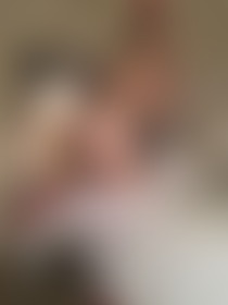 White as snow, come and bite my apple ... 😏 ❄ 🍎 - post hidden image