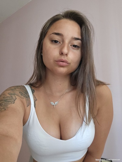 Want my hot chaos? Subscribe now. 🍑💦