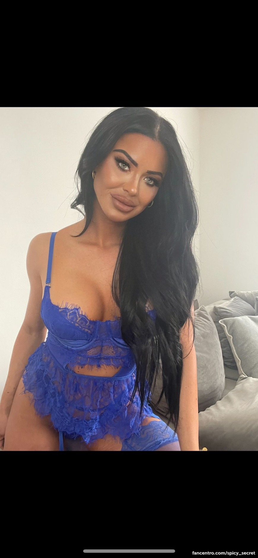 do you like my blue dress? 1