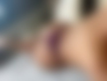 Did you have a good day babe?🍑 - post hidden image