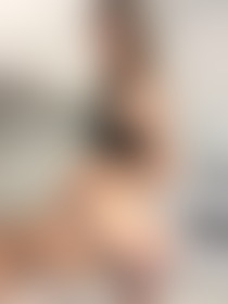 I'm waiting for you in the kitchen 😏 - post hidden image