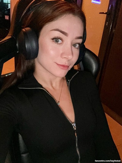 Private and passionate at its best 💖 – enjoy my new content crafted just for you