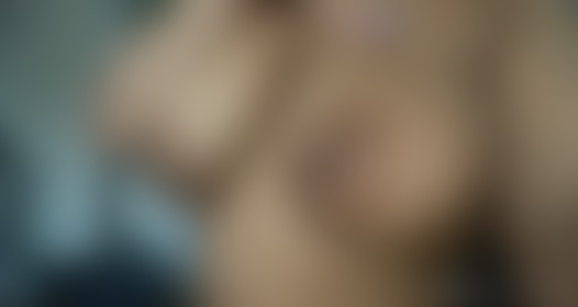 Titty Tuesday ðŸ¥µ - post hidden image
