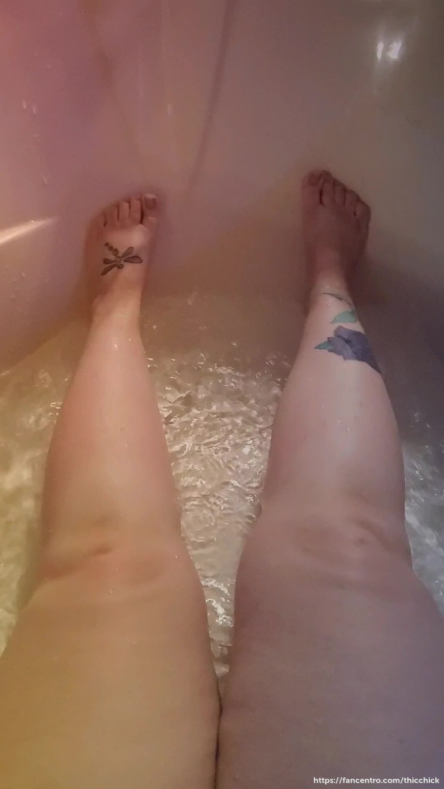 Thic Thighs In The Water