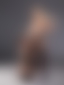 Hottie😍 - post hidden image