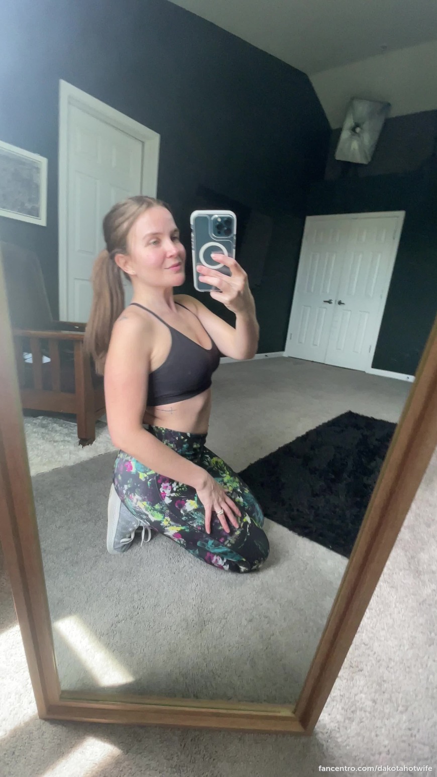 Time to hit the gym 💪 1foreground