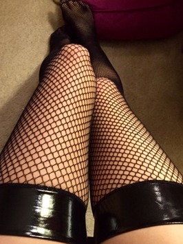 FarrahFootsie