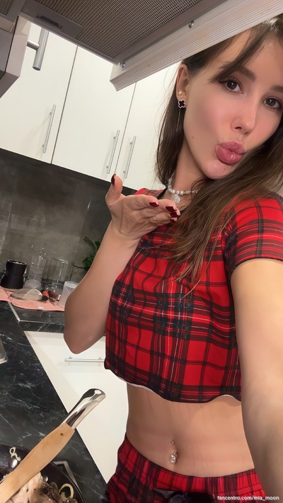Behind the scenes with passion 💖 – new content that speaks to your soul awaits
